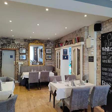 Townsend House 3* Birr