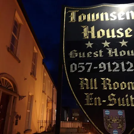Pensión Townsend House Birr