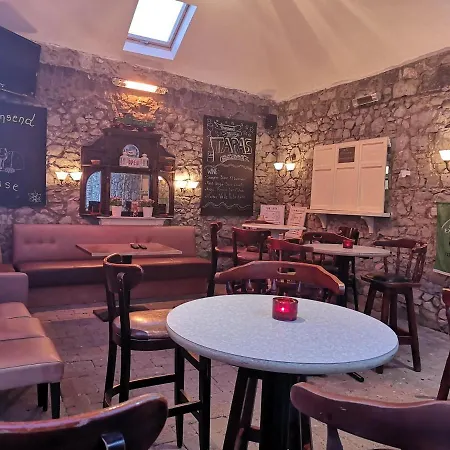 Townsend House Birr
