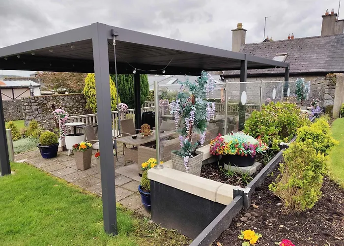 Konukevi Townsend House Birr